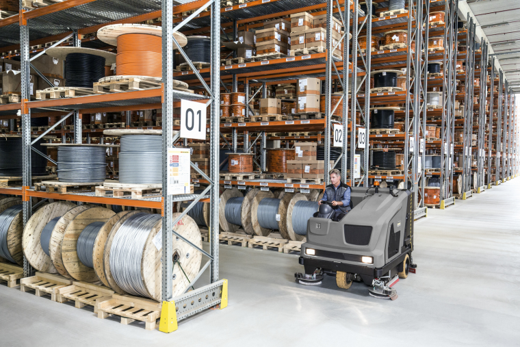 Kärcher Scheuersaugmaschine B 300 R I Diesel + Schrubbdeck rechts 