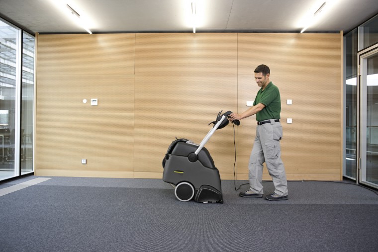 Kärcher Teppichgrundreinigungsautomat BRC 45/45 C 